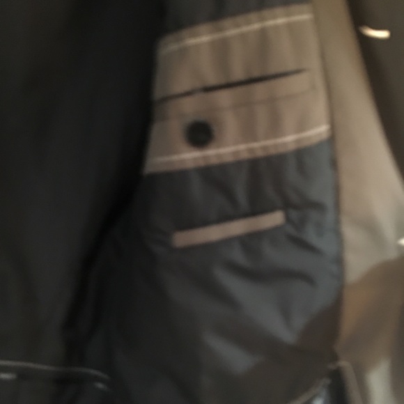 SOLD!!!Hugo Boss Full Length Rain Coat. - Picture 7 of 14